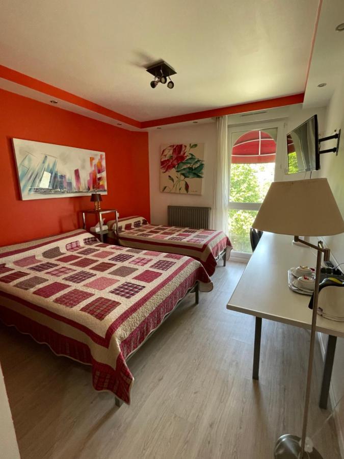 L'Abribis Hotel Firminy Ngoại thất bức ảnh